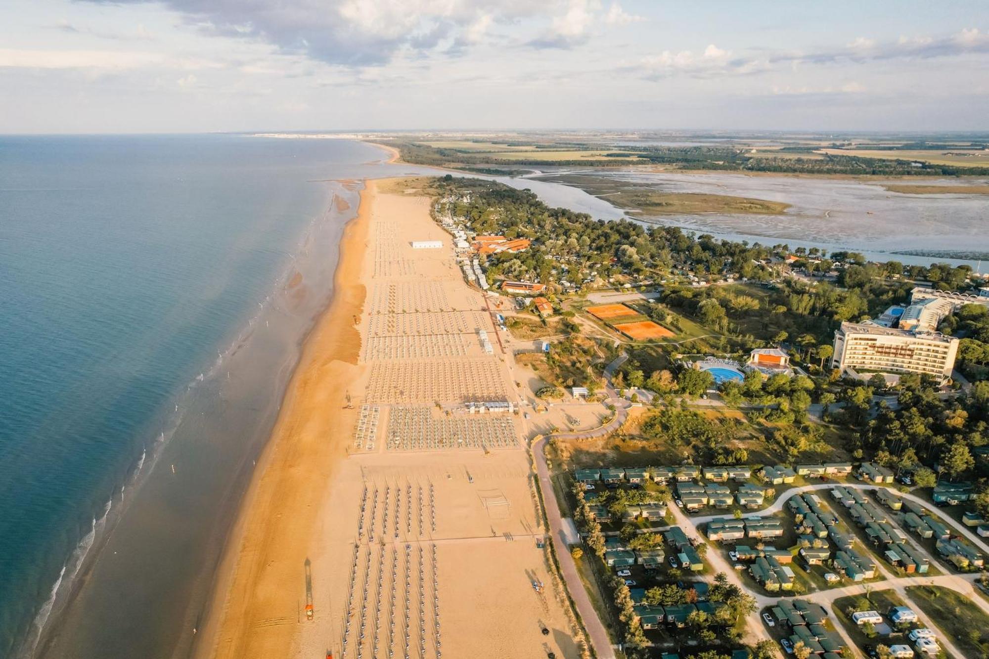 Welcoming Flat For 6 Guests Next To The Beach Bibione Esterno foto